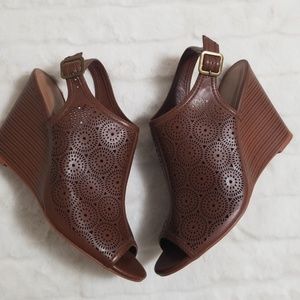 Jasmine Filigree Peeptoe Wedges